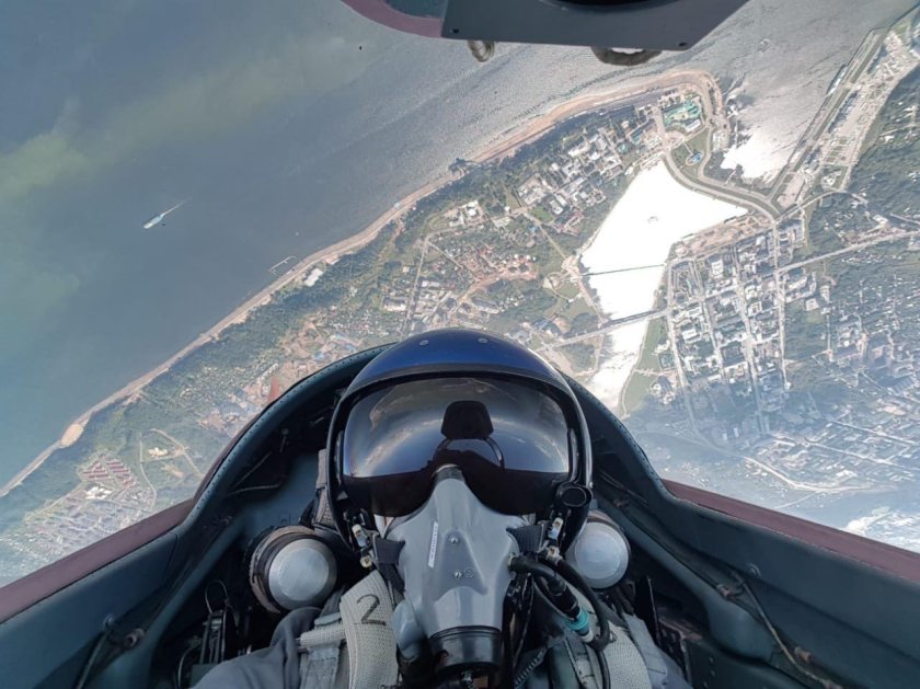 Су-35 кабина пилота