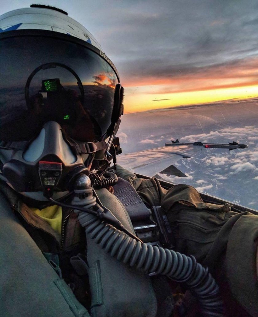 Пилот истребителя Баттерфилд 4