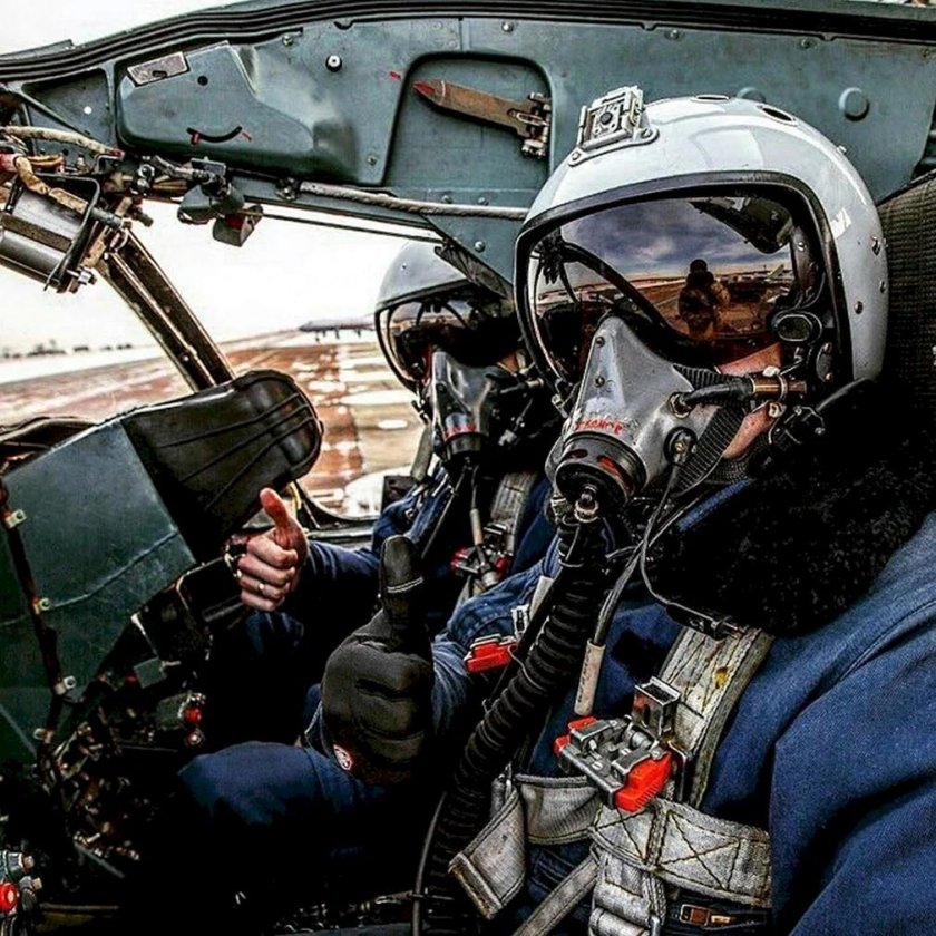 Пилот авиации