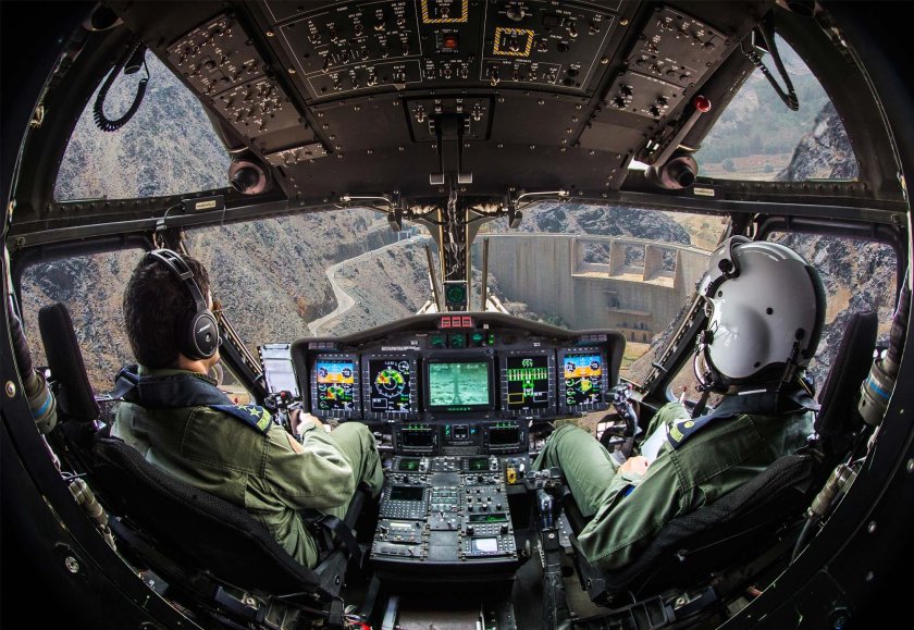 Мираж 2000 кабина