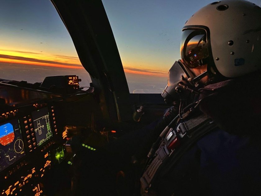 Красивый вид из кабины пилота