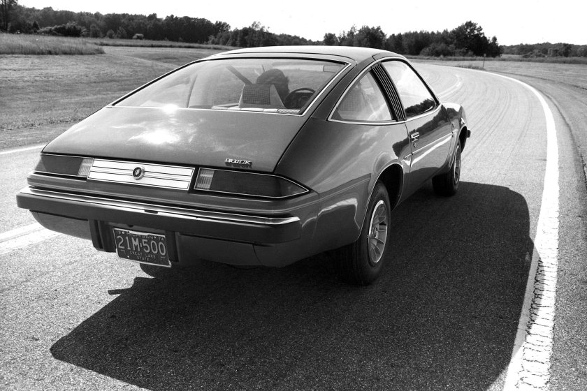 Chevrolet monza 1975