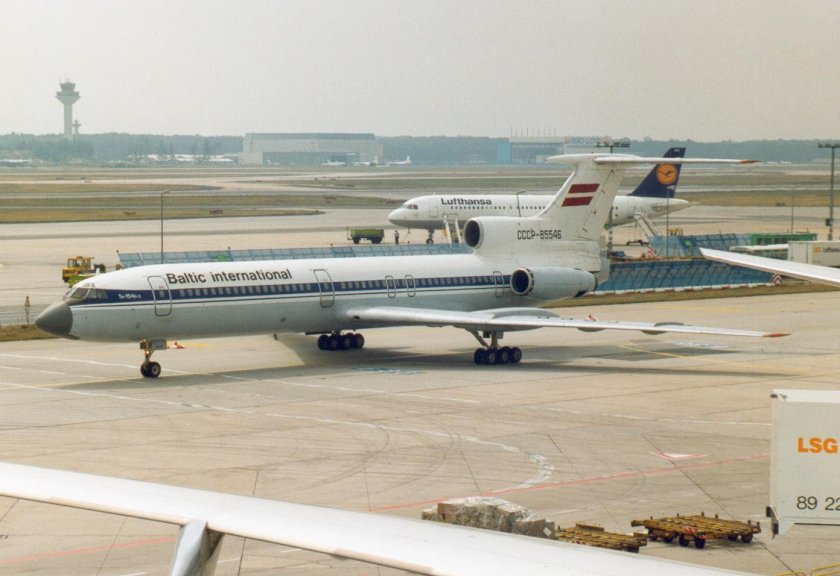 Ту-154 Malev