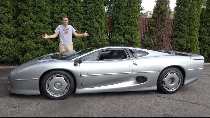 Jaguar XJ 220