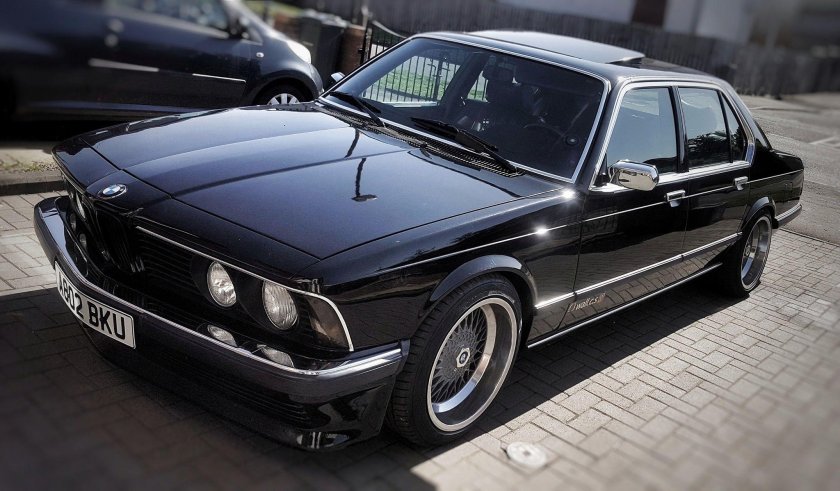 BMW e23