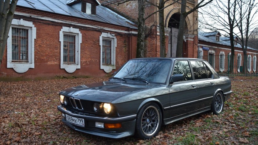 БМВ е28 акула