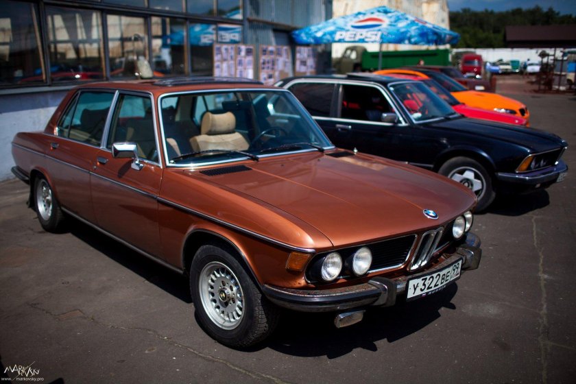БМВ 3 акула 1989