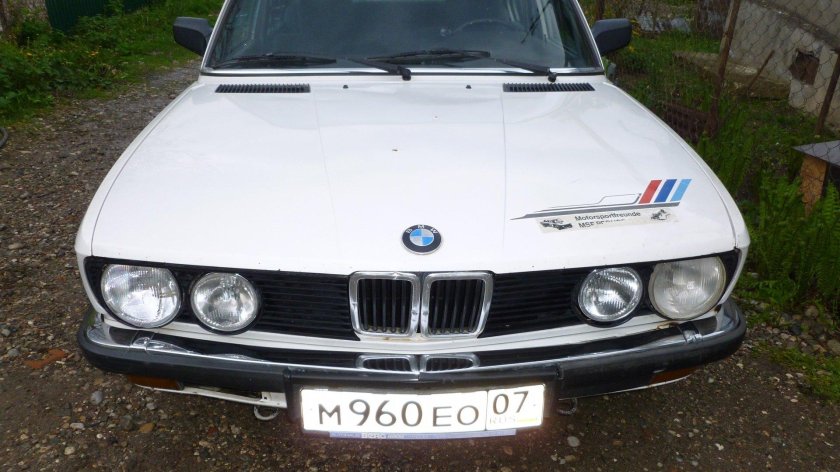 БМВ 525 акула