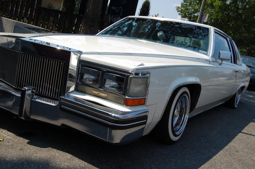 Кадиллак Девиль