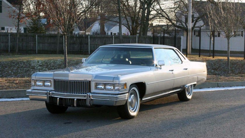 Cadillac Deville 1976 седан