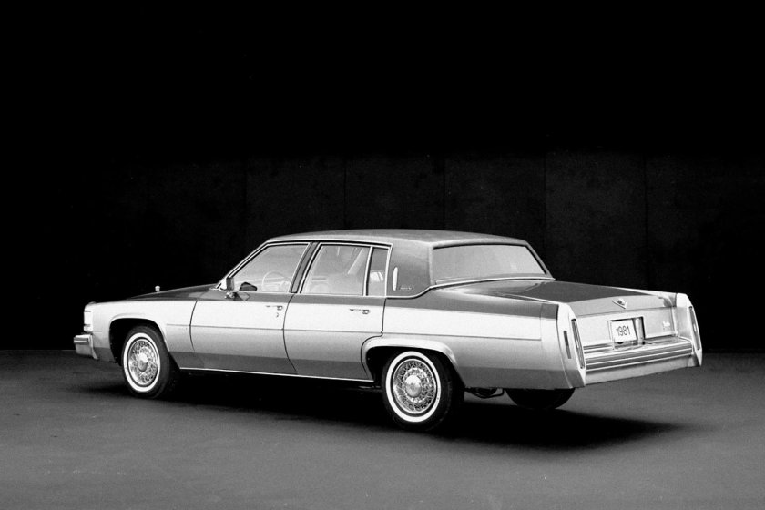 Кадиллак седан Девиль 1980