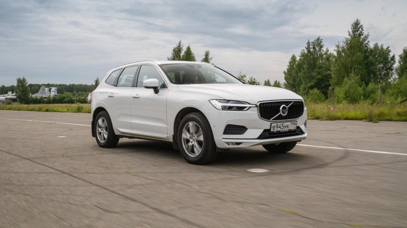 Volvo xc60 серебристый