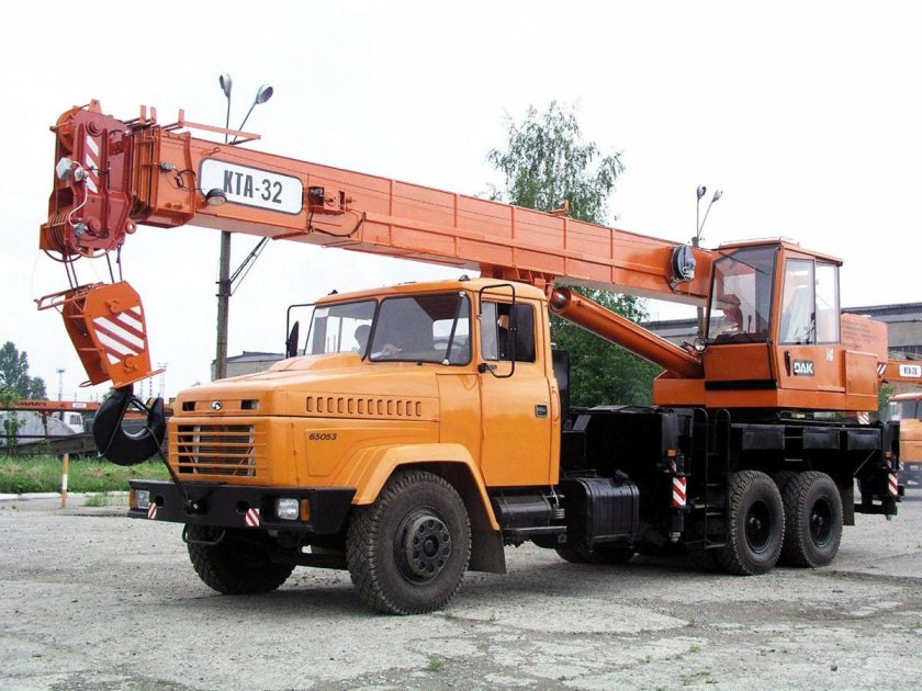 КРАЗ 65053 кран