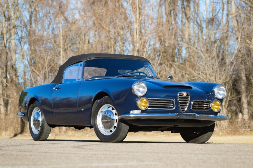 Alfa romeo 2600 spider