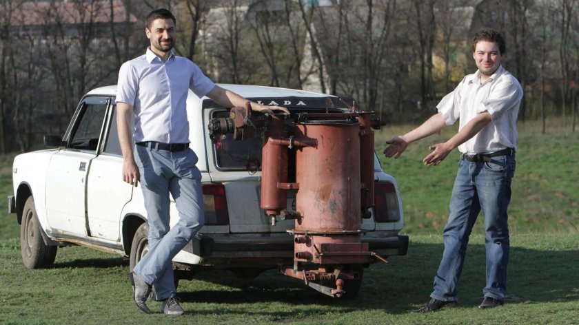 Автомобиль на дровах