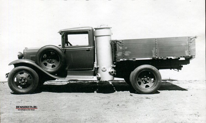 ГАЗ-42 газогенераторный