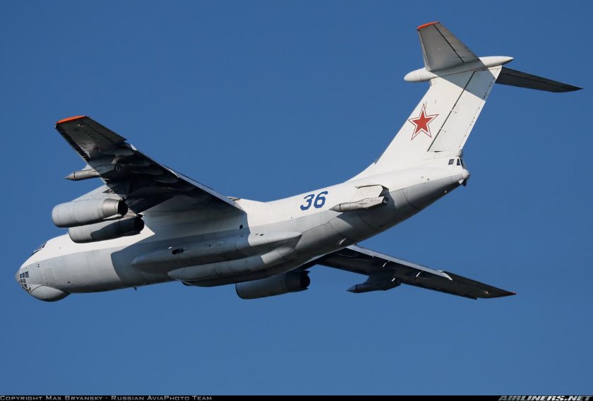 Ил-78 заправщик