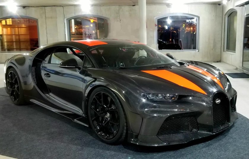 Chiron super Sport 300+