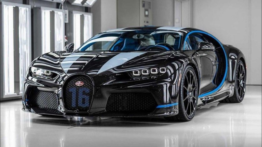 Bugatti chiron pur sport