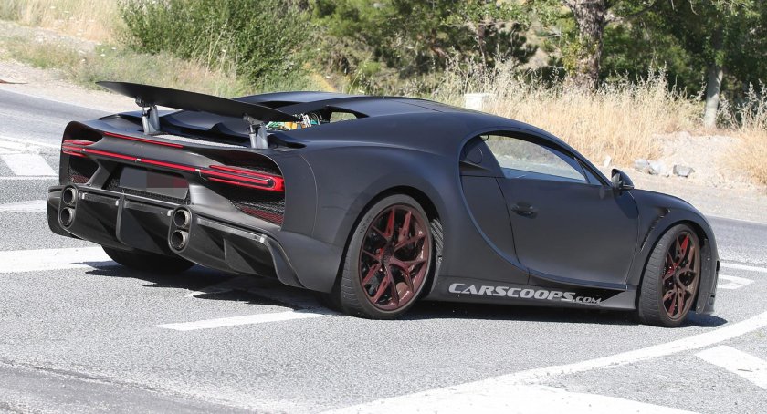 Bugatti Chiron Sport 300