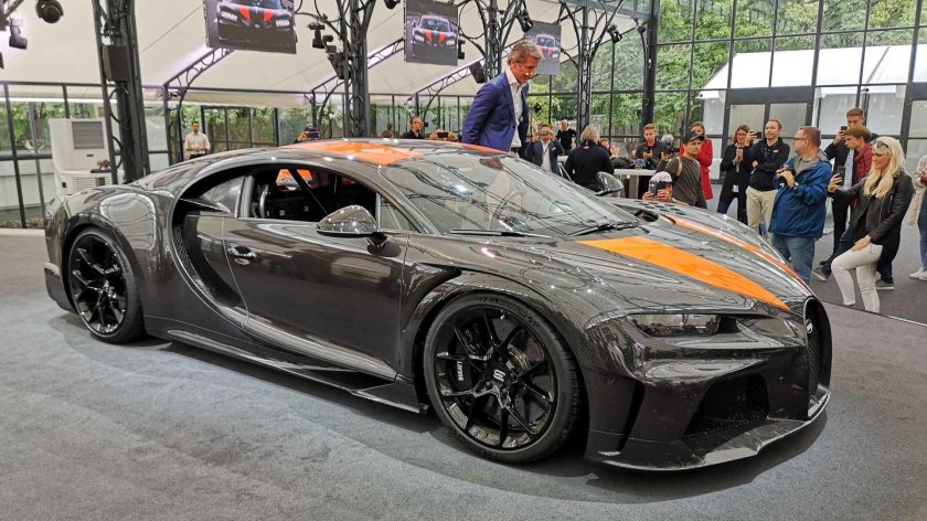 Chiron super Sport 300+
