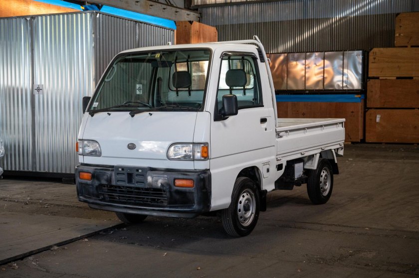 Subaru sambar truck