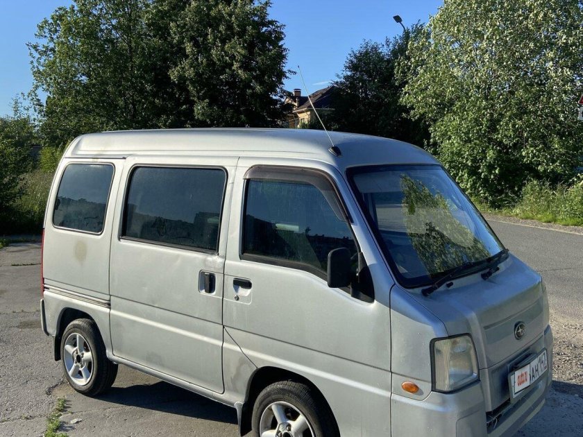 Субару минивэн