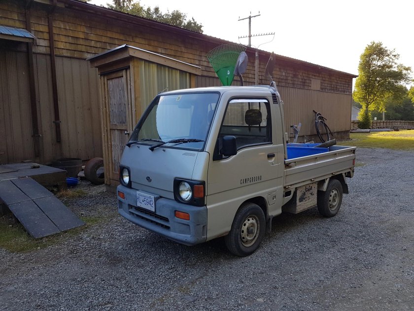 Субару Самбар трак