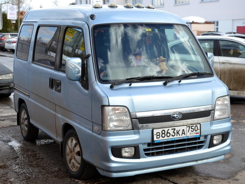 Субару Самбар 1990