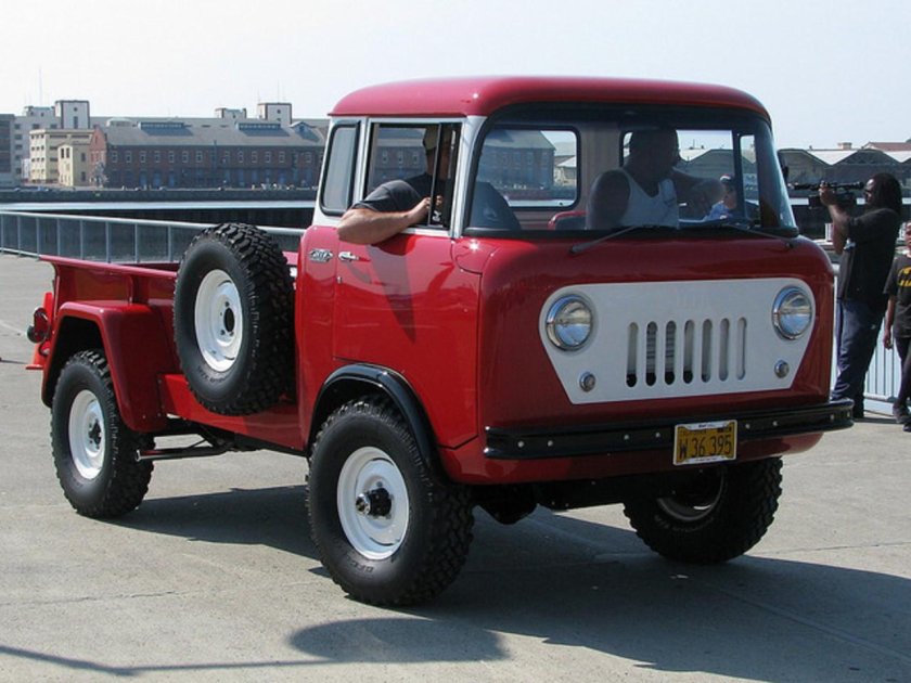 Willys Jeep FC-170