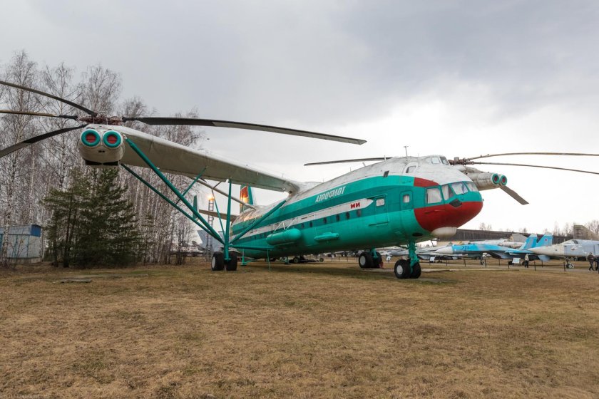 Самый большой вертолет в мире ми 12