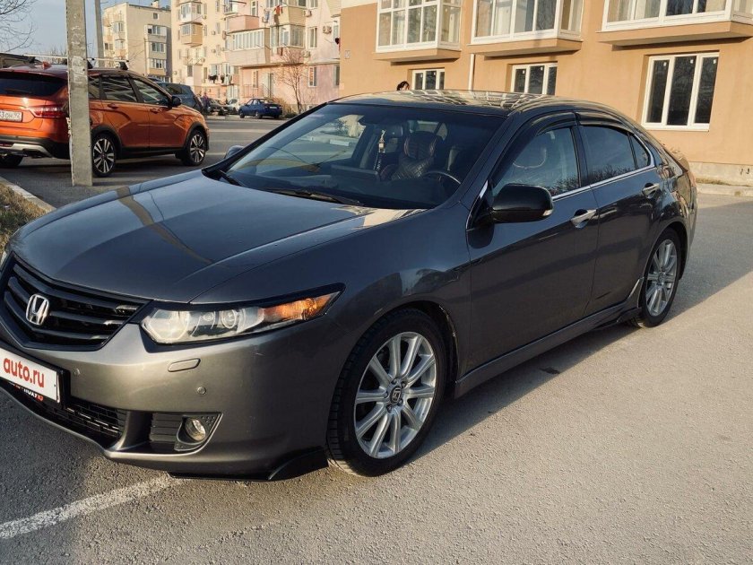 Honda accord viii