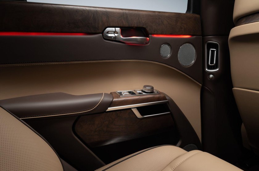 Внедорожник Aurus Komendant 2022