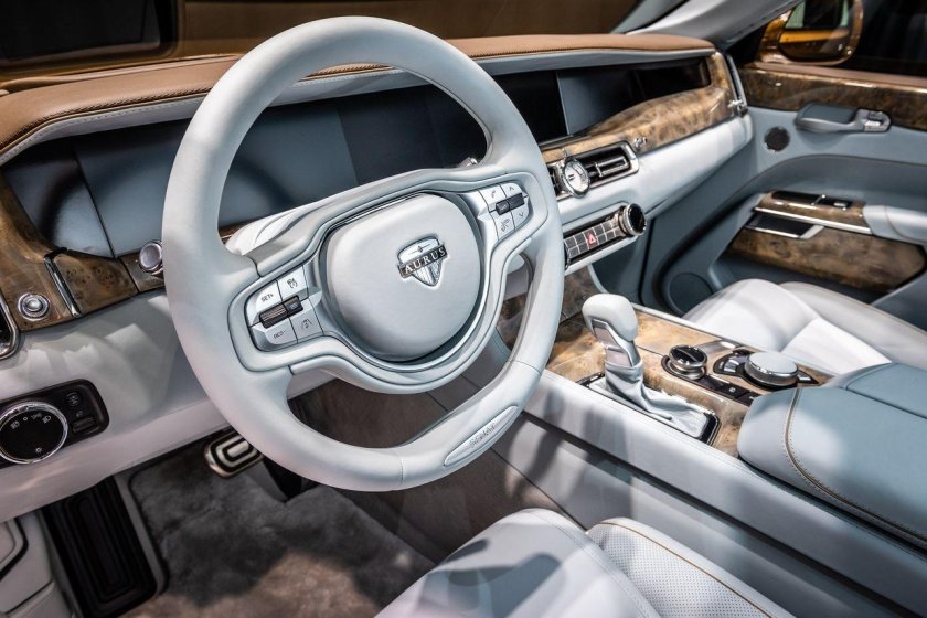 Аурус Сенат салон 2021