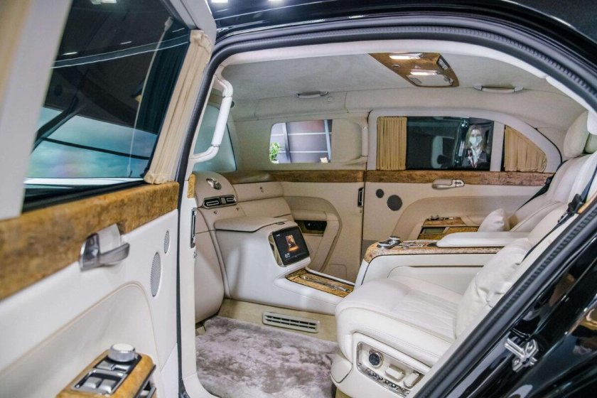 Аурус СЕНАП лимузин