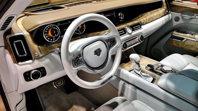 Аурус Сенат салон