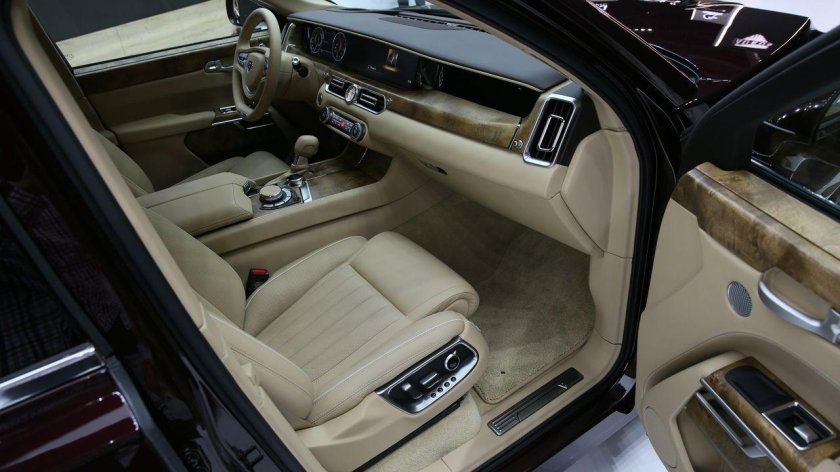 Аурус комендант интерьер