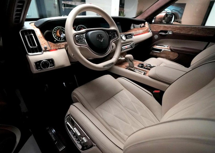 Внедорожник Aurus Komendant