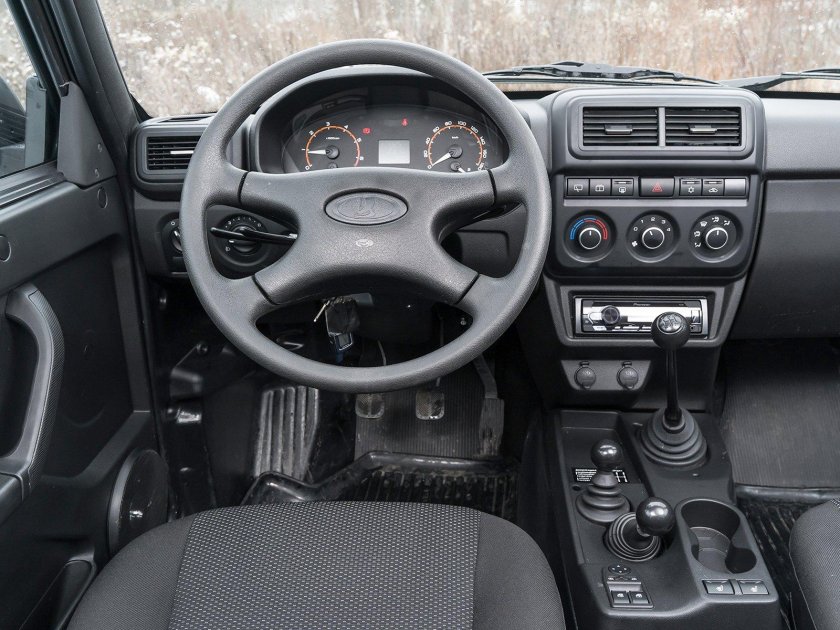 Нива 2131 Урбан салон