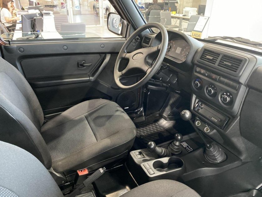 Lada Niva 2131 салон