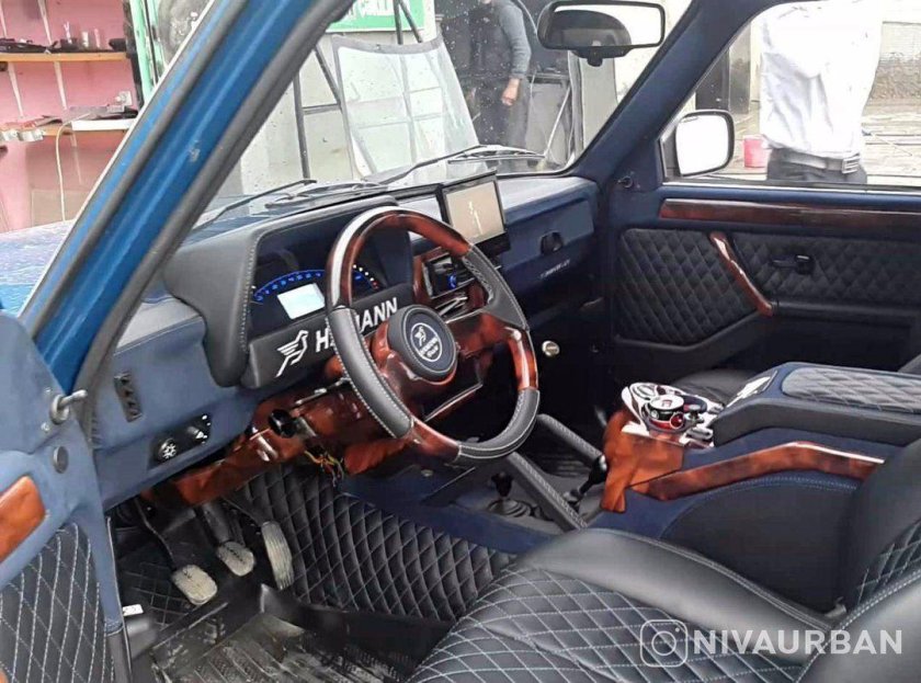 ВАЗ-21213 Нива салон