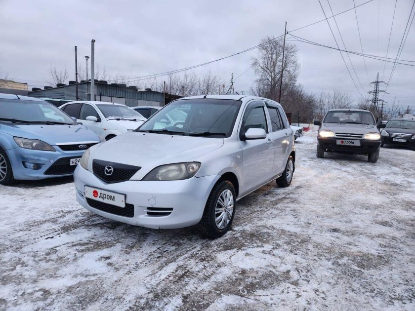 Мазда демио 2002 год