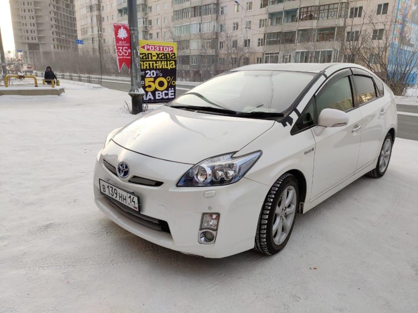 Toyota Prius 30