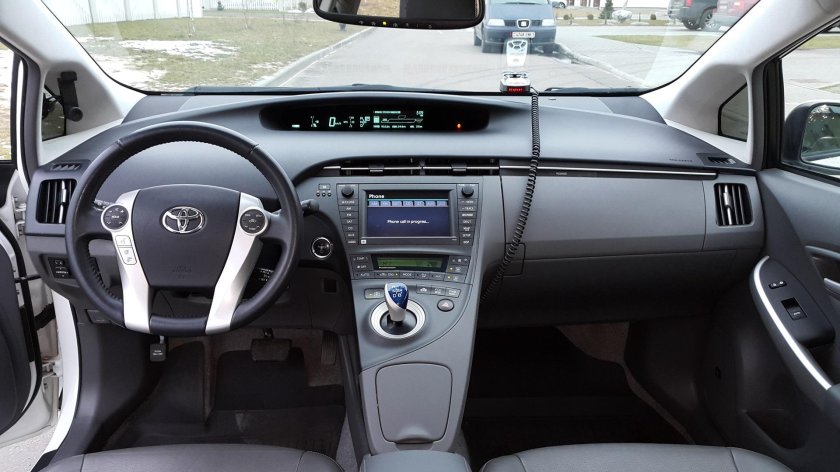 Toyota Prius 30