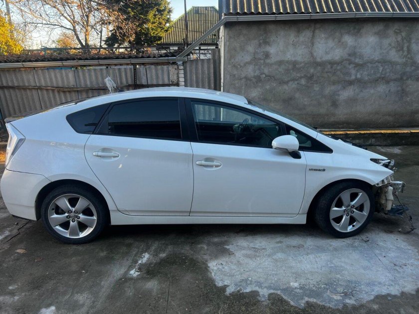 Toyota prius 2010