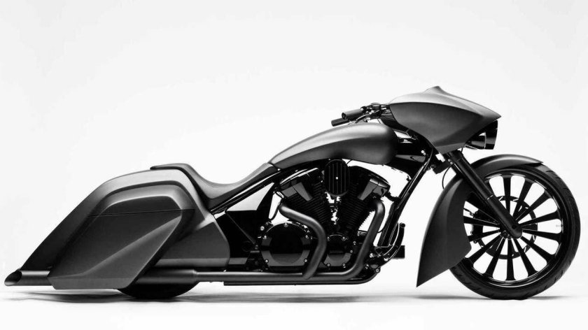 Мотоцикл кастом бэггер