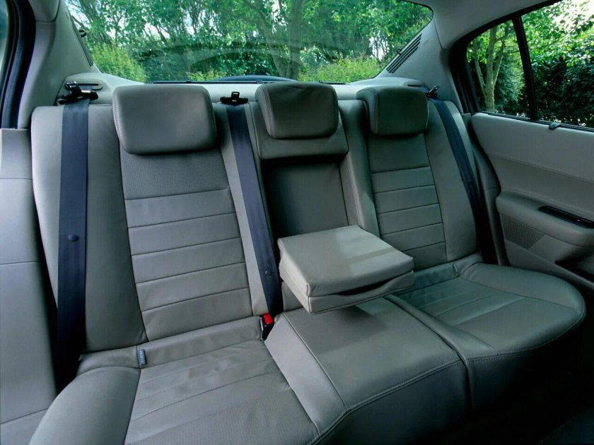 Рено Меган 2 салон задний ряд