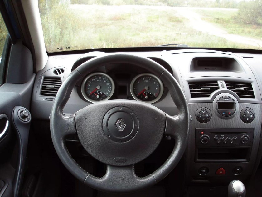 Renault Megan 2 Interior