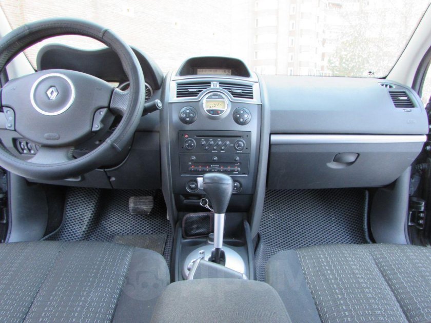 Рено меган 2008 салон