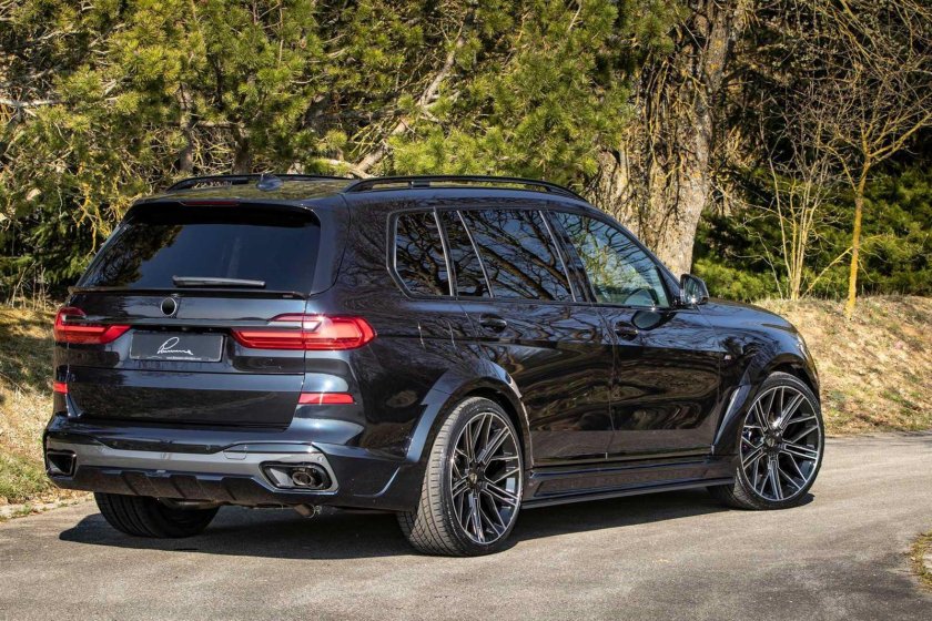 BMW x7 r22